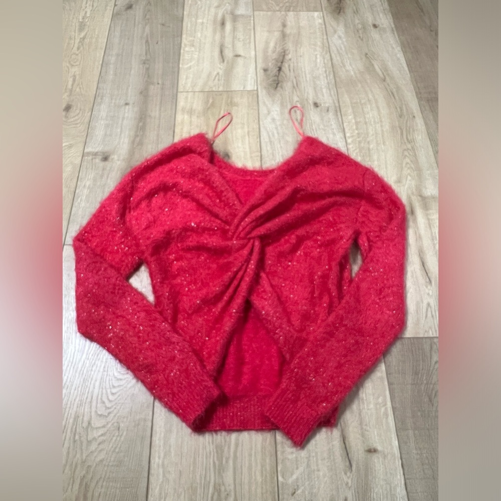 DO + BE pink shimmer sweater